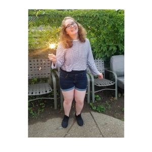 Meet your Posher, Christina